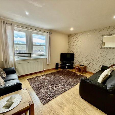 Azim And Suzi'S City Centre Apartment Inverness Extérieur photo