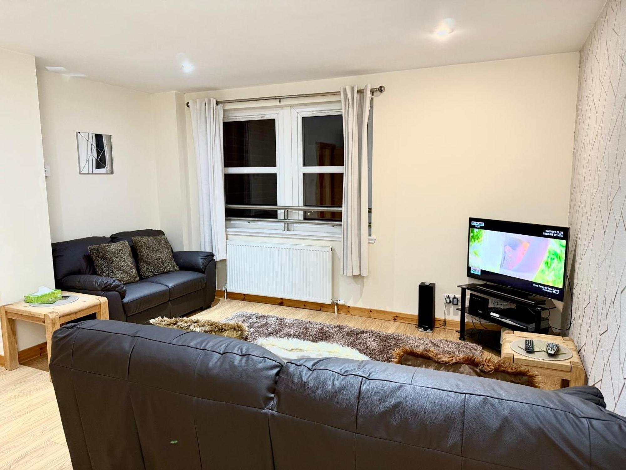 Azim And Suzi'S City Centre Apartment Inverness Extérieur photo