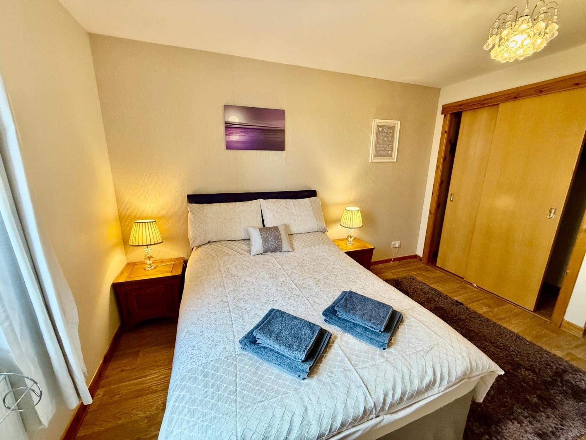 Azim And Suzi'S City Centre Apartment Inverness Extérieur photo